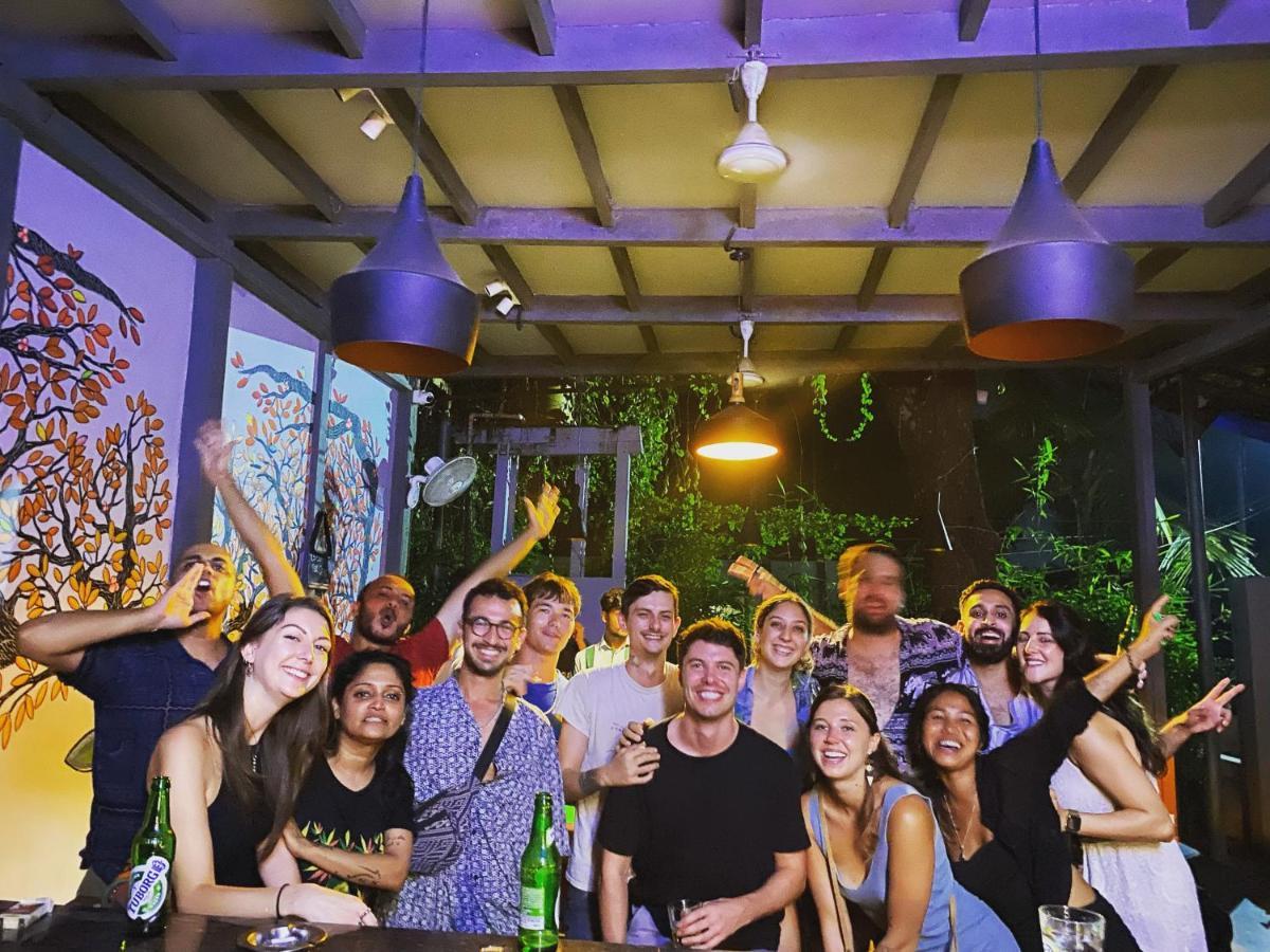 Red Door Hostel אנג'ונה מראה חיצוני תמונה