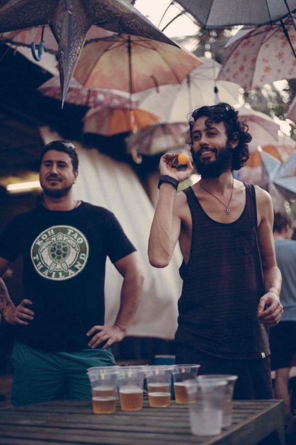 Red Door Hostel אנג'ונה מראה חיצוני תמונה